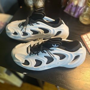 adidas Originals Adifom Q Purple Metallic/Alumina/Black